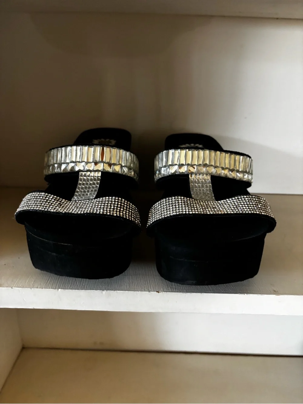 Yellow Box platform Sandals. Sparkling Embellished Straps. Sz. 8